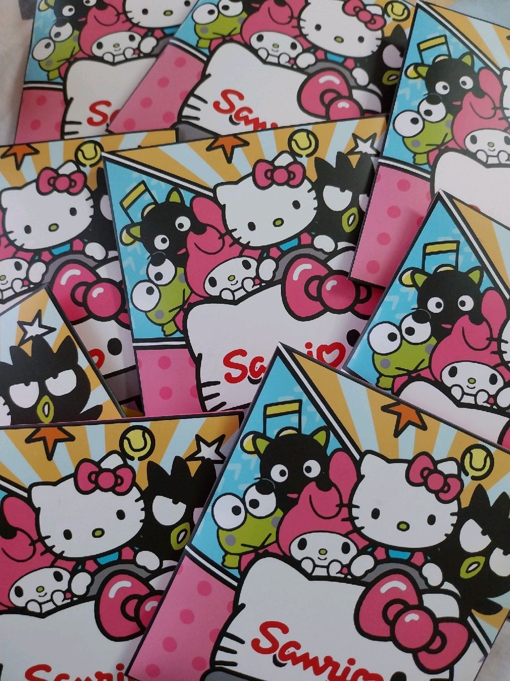 Sanrio Badges 75mm (With Transparent Card)