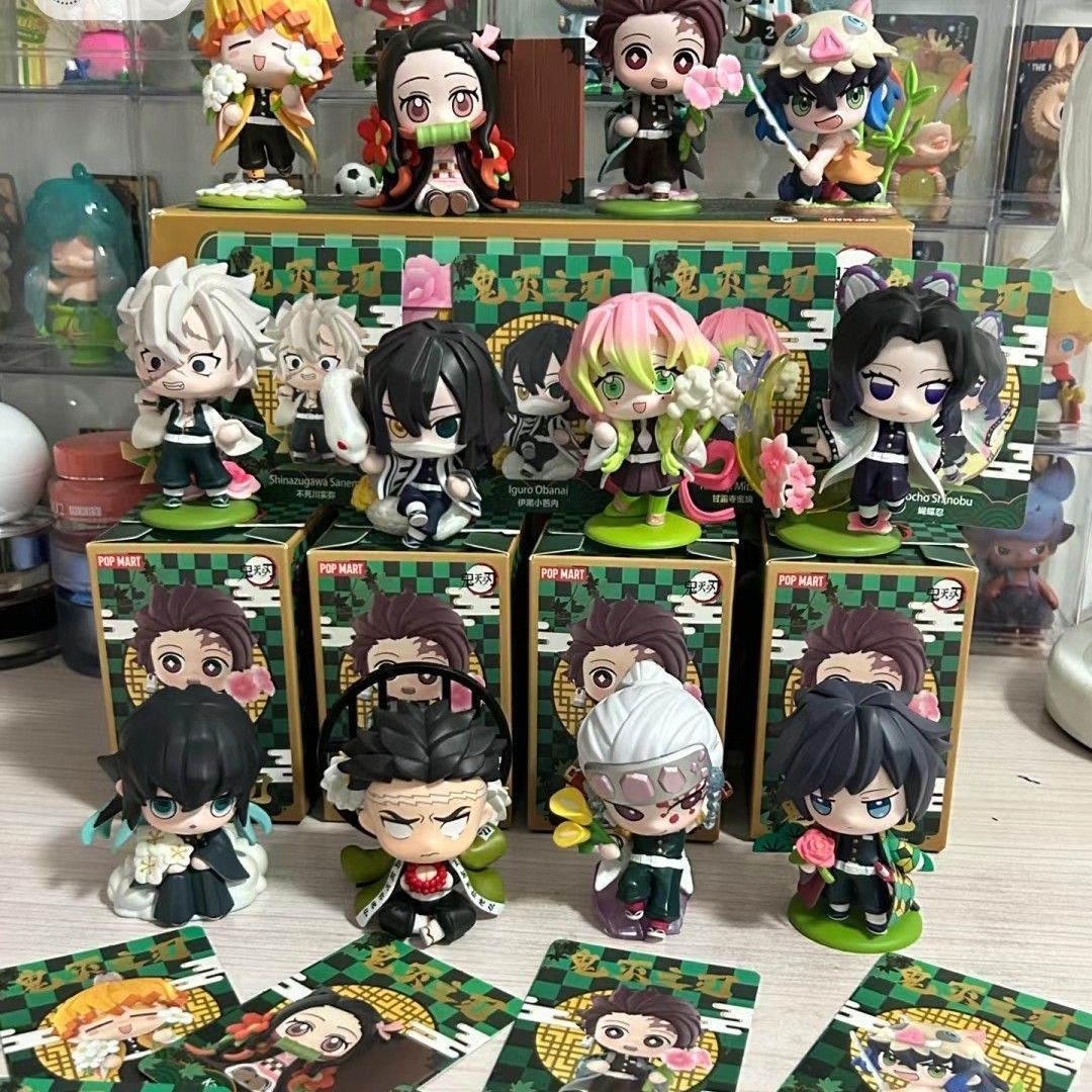 Demon slayer figurine blind box
